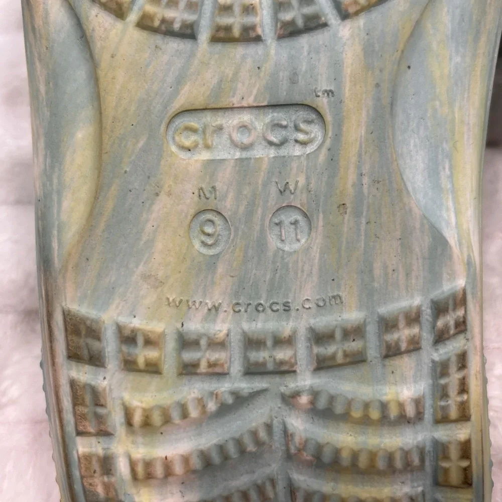 Classic Crocs Marblized Sandal Pure Water/Multi Men's 9 Women's 11‎ with Jibbitz